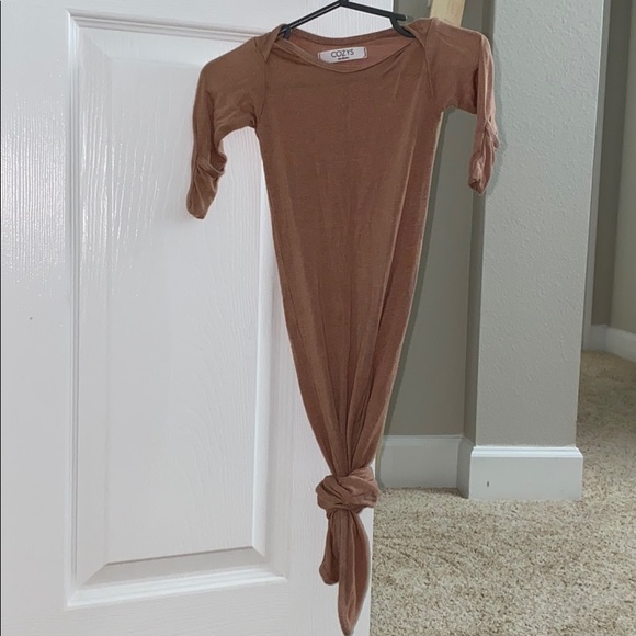 Other - Knotted gown